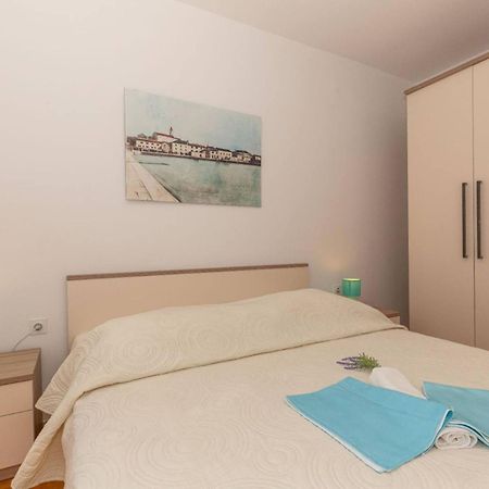 Three Bedroom Apartment In Biograd Biograd Na Moru Ngoại thất bức ảnh