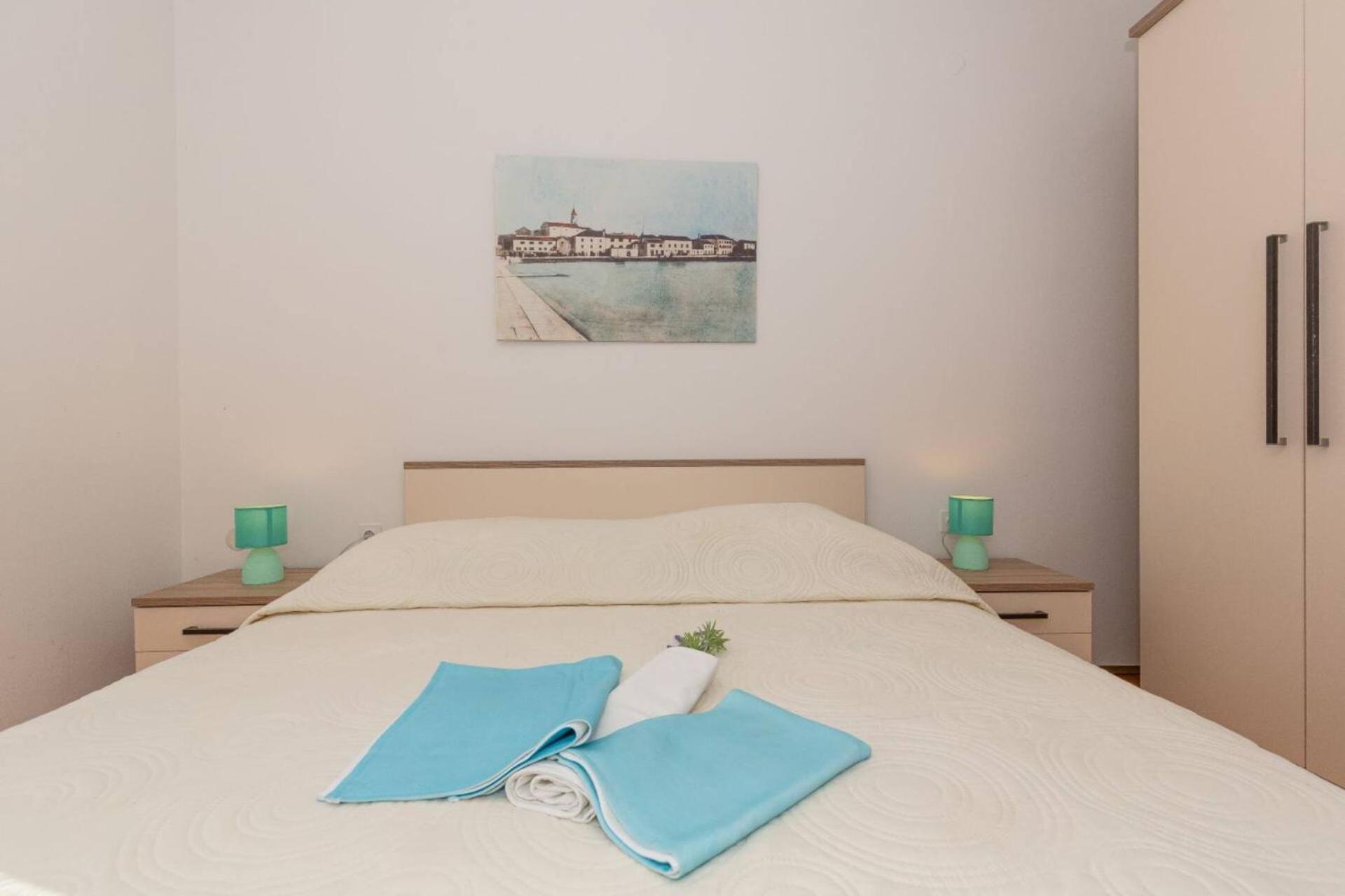 Three Bedroom Apartment In Biograd Biograd Na Moru Ngoại thất bức ảnh