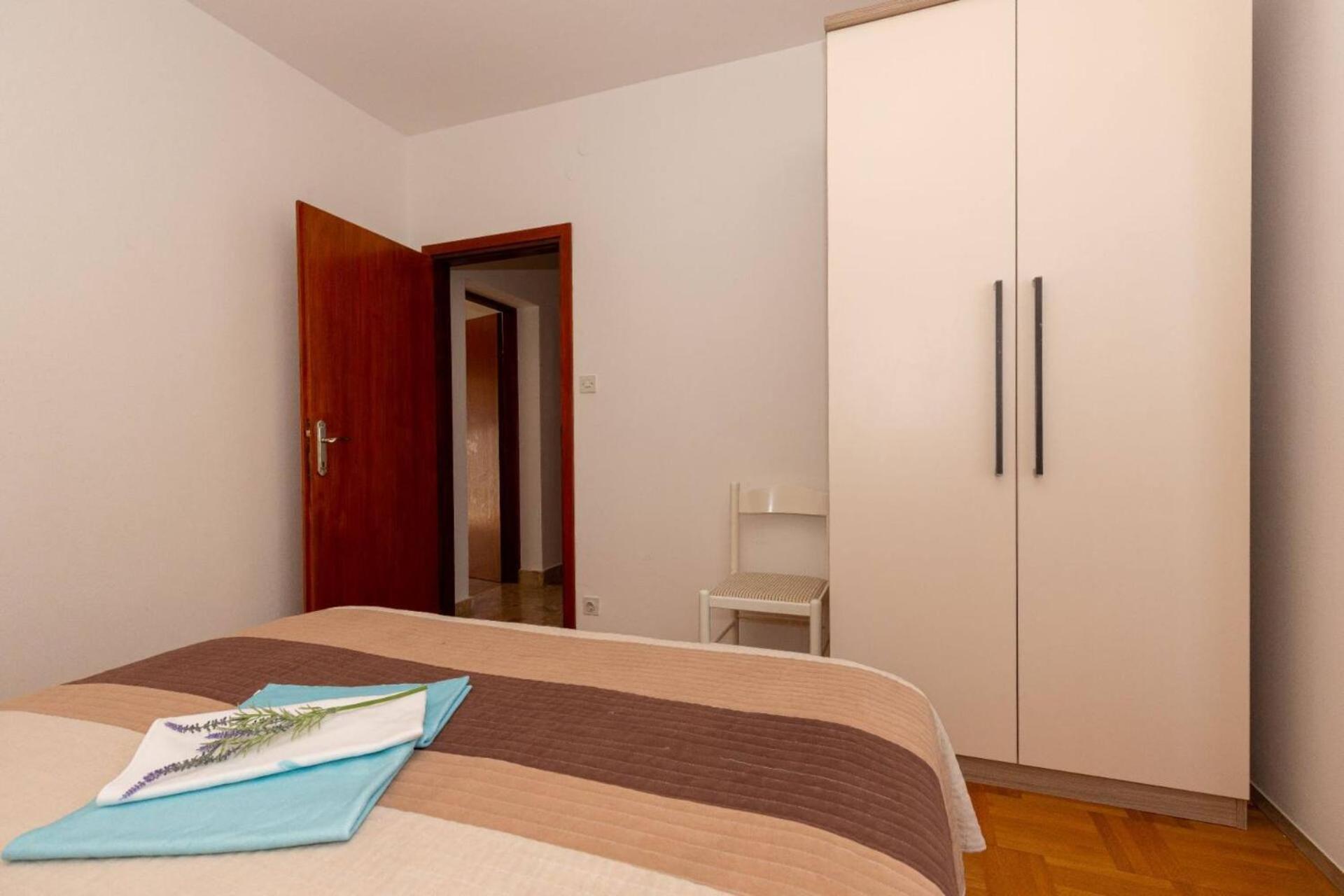 Three Bedroom Apartment In Biograd Biograd Na Moru Ngoại thất bức ảnh