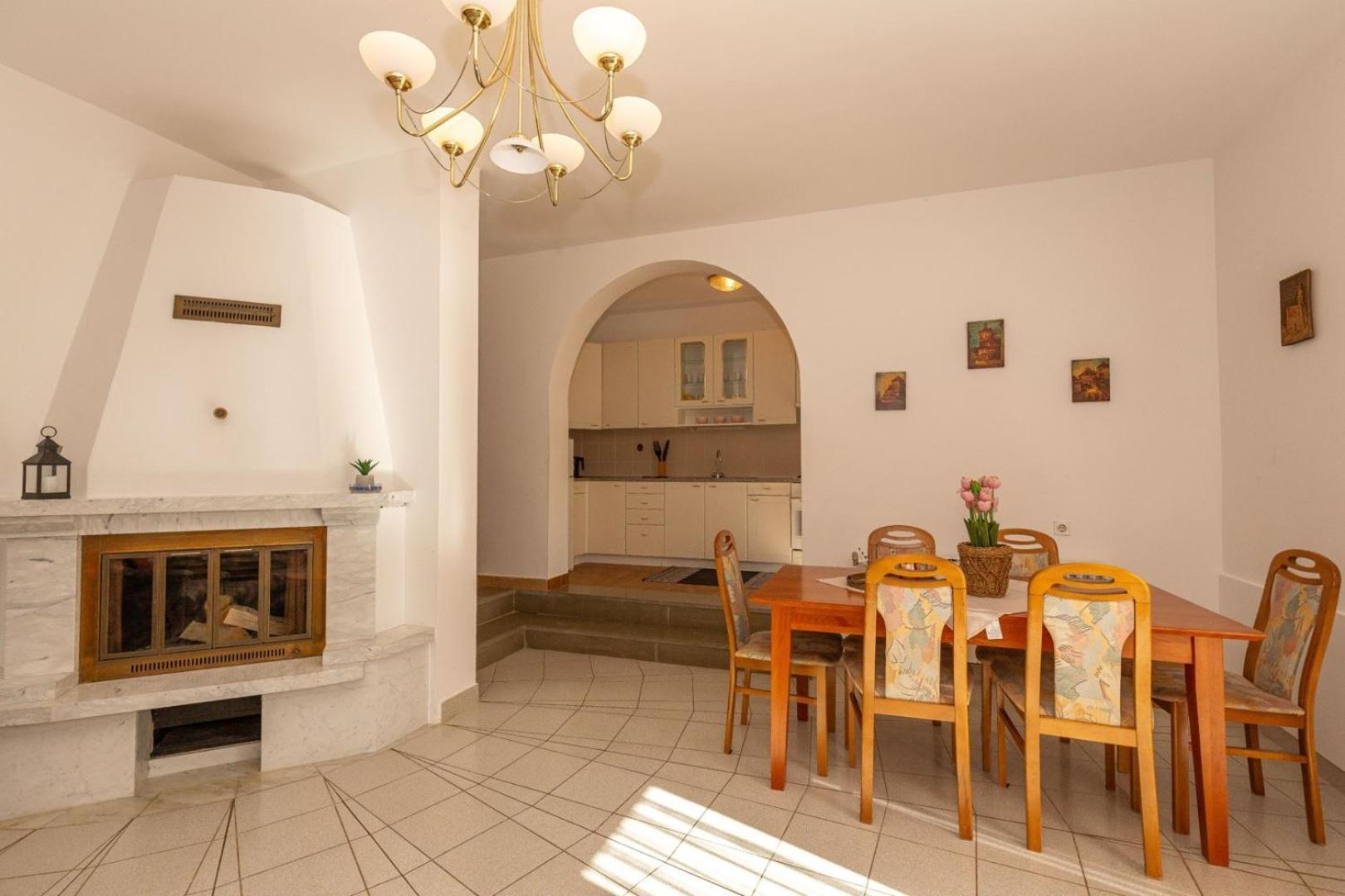 Three Bedroom Apartment In Biograd Biograd Na Moru Ngoại thất bức ảnh