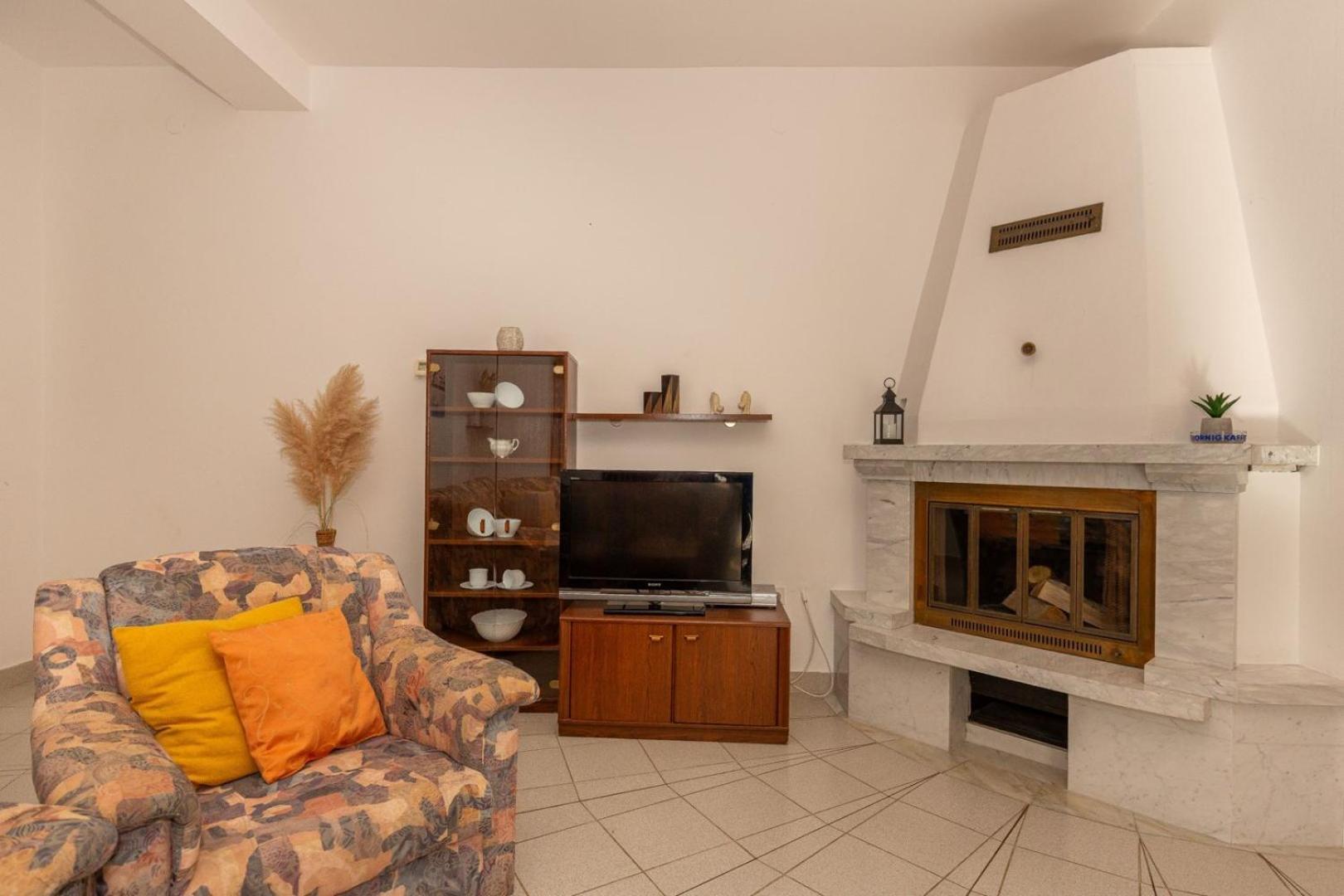 Three Bedroom Apartment In Biograd Biograd Na Moru Ngoại thất bức ảnh