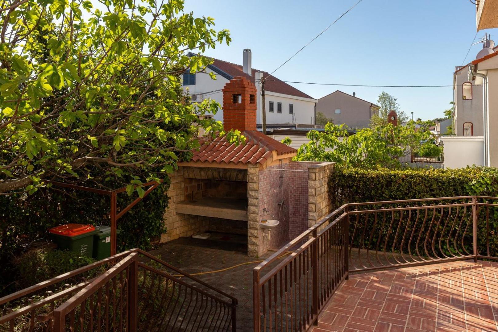 Three Bedroom Apartment In Biograd Biograd Na Moru Ngoại thất bức ảnh